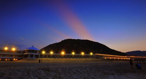 White House Beach Hotspring Resort Wanli District Exterior photo